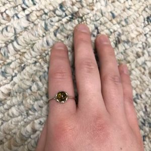 Hazel ring